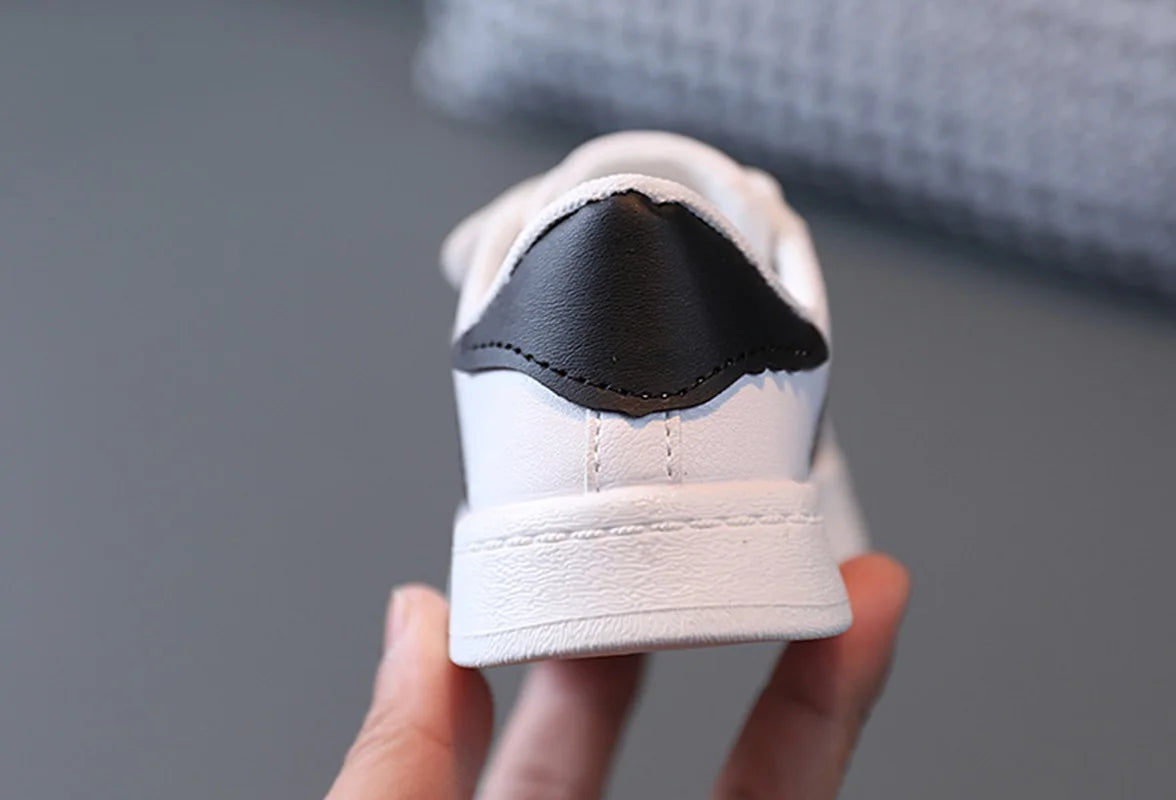 Children's Sneakers Kids White Non-slip Casual School Shoes Boys Girls Hook Breathable Sneakers Toddler Outdoor Flat Board Shoes